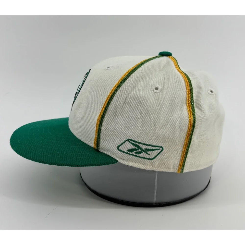 Vintage Boston Celtics Hat 100% Wool Reebok Sample Fitted Mens 7 1/8